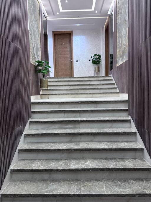 Modern Aprt In The Heart Of Apartamento